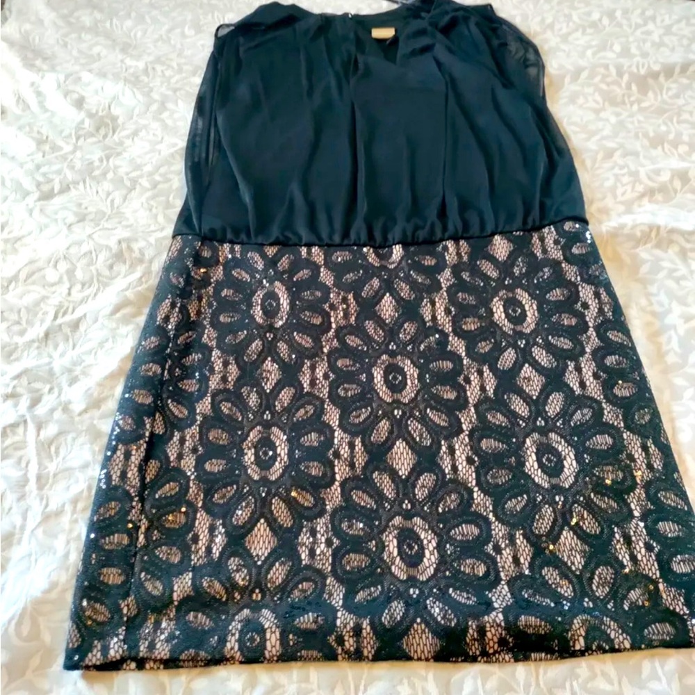 Women’s Sleeveless  Black Dress (Size 14)